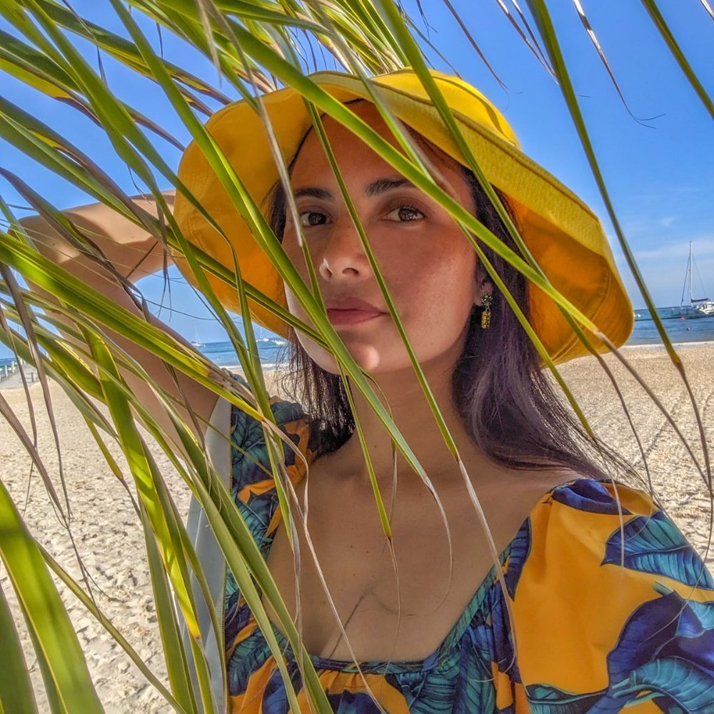 Meet your Posher, Paola